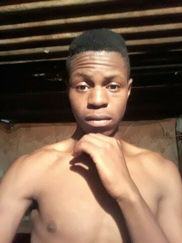 VUSUMUZI, 27 Vosloorus, Gauteng, South Africa