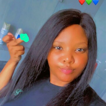 Yolanda beauty, 25 Gordons Bay, Western Cape, South Africa
