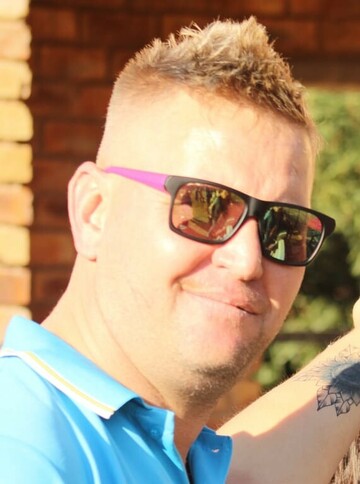 Gurtie, 40 Brakpan, Gauteng, South Africa