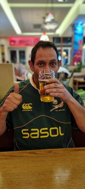 Open friend, 48 Hartbeespoort, North West, South Africa