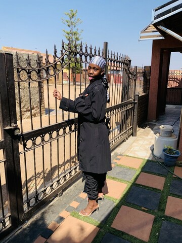 Pontsa352, 21 Mabopane, Gauteng, South Africa