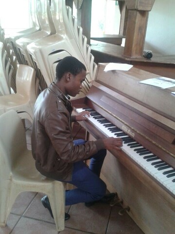 thakgiboy, 33 Pretoria, Gauteng, South Africa