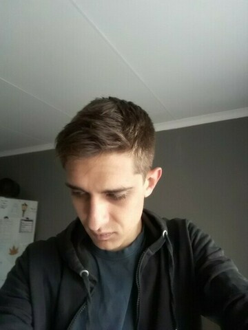 Artista, 32 Kimberley, Northern Cape, South Africa