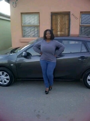 Ms Lelo, 36 Bellville, Western Cape, South Africa
