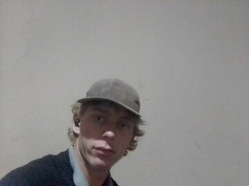 Brood, 24 Vanderbijlpark, Gauteng, South Africa