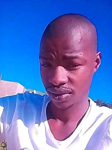 Santy, 33 Pinetown, KwaZulu-Natal, South Africa