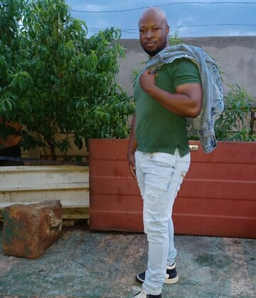 Zwide, 37 Alberton, Gauteng, South Africa