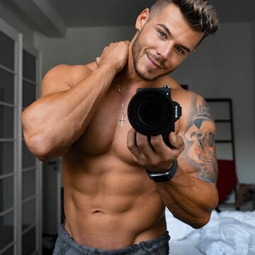 Morris, 40 Sandton, Gauteng, South Africa