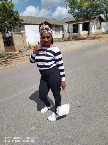 Lady tee, 37 Roodepoort, Gauteng, South Africa