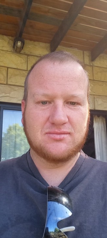 Charming guy, 34 Clarens, Free State, South Africa