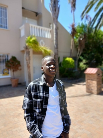 KHONGELANI, 19 Cape Town, Western Cape, South Africa