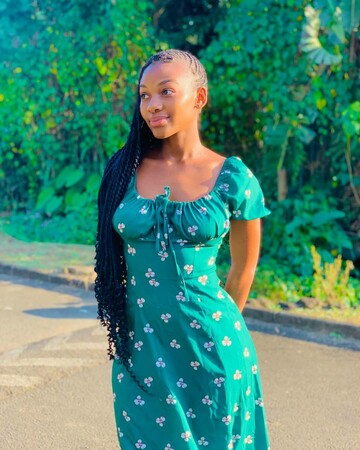 zinhle, 18 East London, Eastern Cape, South Africa