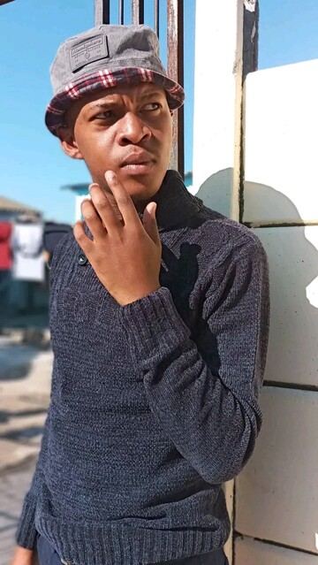 Lello, 24 Cape Town, Western Cape, South Africa