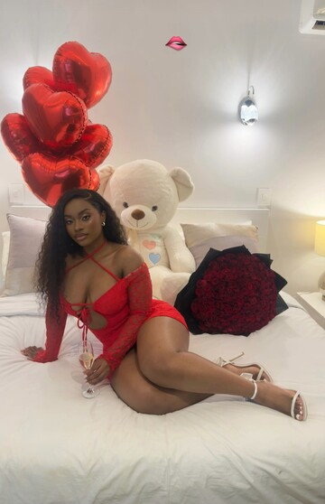 Nicole, 28 Cape Town, Western Cape, South Africa