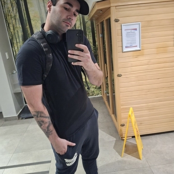 Shaun*, 27 Cape Town, Western Cape, South Africa