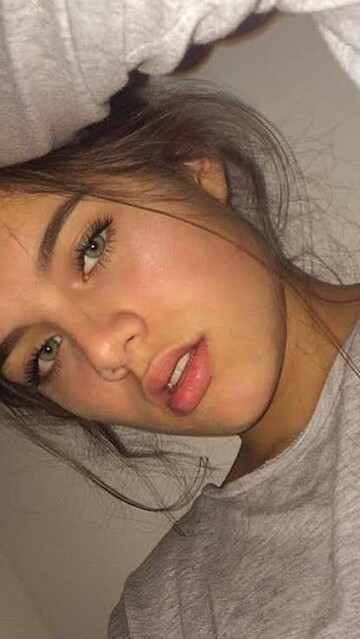 Leigh, 38 Hibberdene, KwaZulu-Natal, South Africa