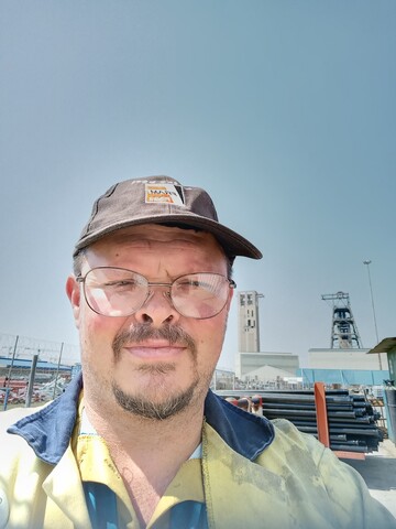 Gert, 46 Randfontein, Gauteng, South Africa