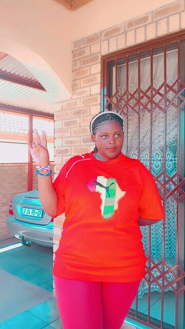 harriet, 18 Kimberley, Northern Cape, South Africa