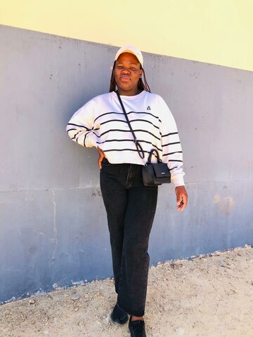 Nosi, 27 Cape Town, Western Cape, South Africa