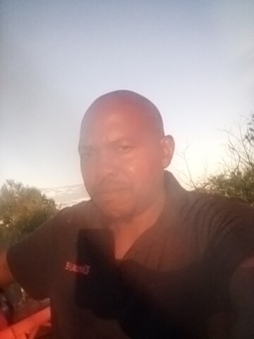 Mr Elias, 41 Siyabuswa, Mpumalanga, South Africa