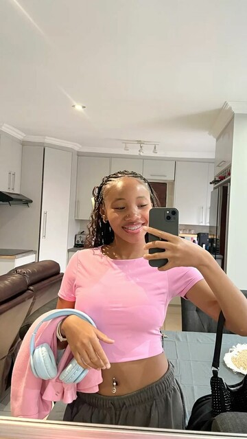 Michaela, 19 Roodepoort, Gauteng, South Africa