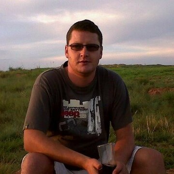 Ricardt, 40 Roodepoort, Gauteng, South Africa