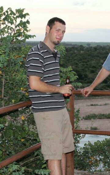 single.ou.26, 37 Pretoria, Gauteng, South Africa