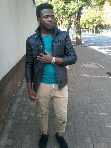 L-Junior, 32 Johannesburg South, Gauteng, South Africa