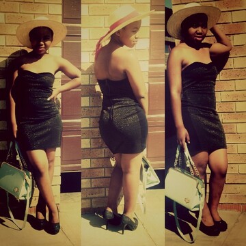 Rose108, 28 Newcastle, KwaZulu-Natal, South Africa