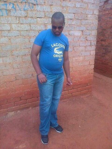 Mphomosiap, 38 Cape Town, Western Cape, South Africa