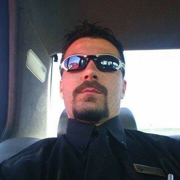 Lenny 33, 41 Rustenburg, North West, South Africa