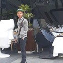 Zoomar Gallery Photo 1